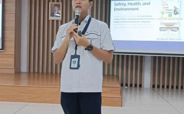 Foto Kegiatan Kunjungan Industri Pada PT. Sugity Creatives 21 ~blog/2025/8/14/1000888106