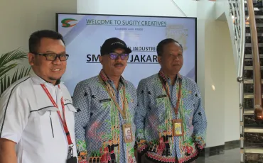 Foto Kegiatan Kunjungan Industri Pada PT. Sugity Creatives 28 ~blog/2025/9/5/img_3712