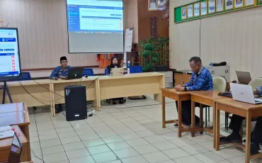 Foto Kegiatan Kegiatan Sosialisasi dan Pengisian Rapor pada Aplikasi e Raport 6 ~dl/2026/4/21/whatsapp_image_2026_04_21_at_09_39_09