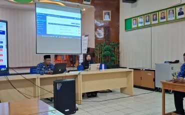 Foto Kegiatan Kegiatan Sosialisasi dan Pengisian Rapor pada Aplikasi e Raport 11 ~dl/2026/4/21/whatsapp_image_2026_04_21_at_09_39_13_1